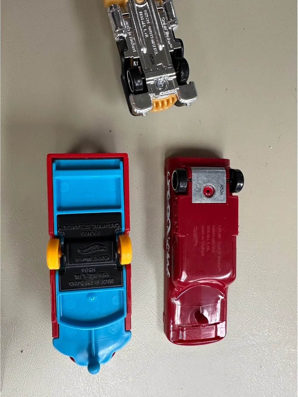 Hot Wheels Car Transporter Truck Toy Set